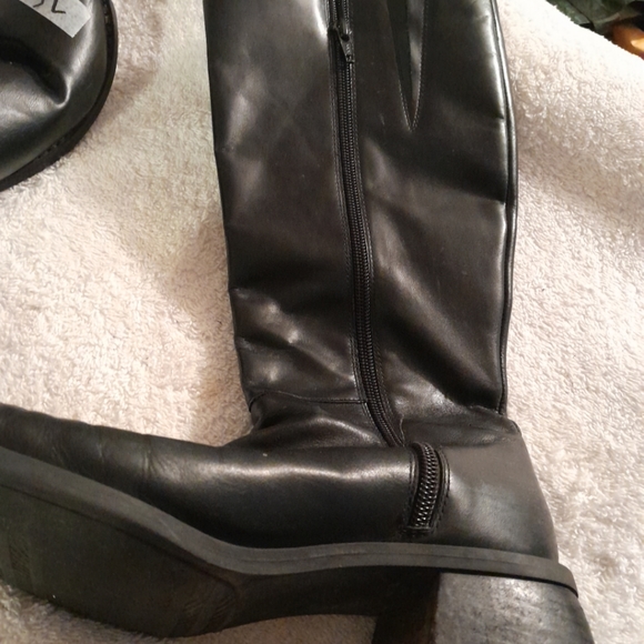 Rampage women's black boots size 7 and 1/2 - Picture 5 of 6